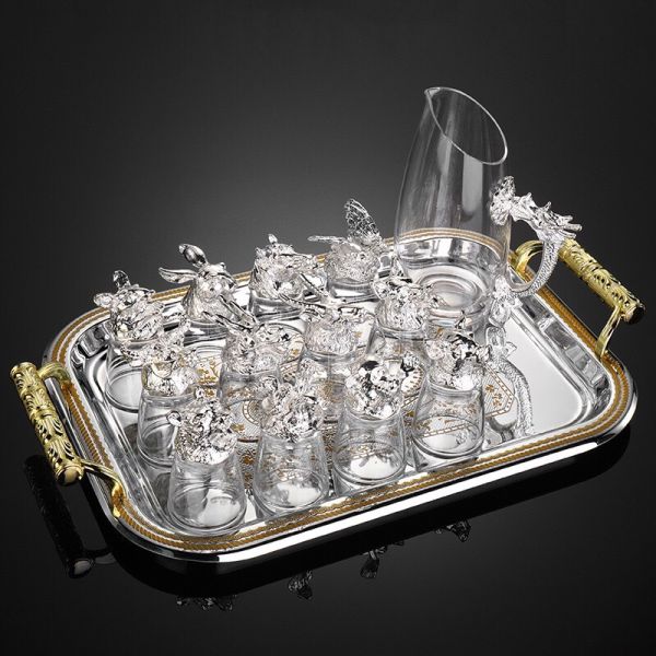 BỘ CHÉN RƯỢU QUÝ 12 CON GIÁP KÈM KHAY VÀ BÌNH RÓT RƯỢU