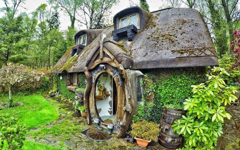 Ngôi nhà tuyệt đẹp của người Hobbit trong thế giới thực 