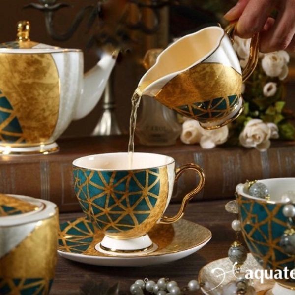 Bộ ấm chén mạ vàng