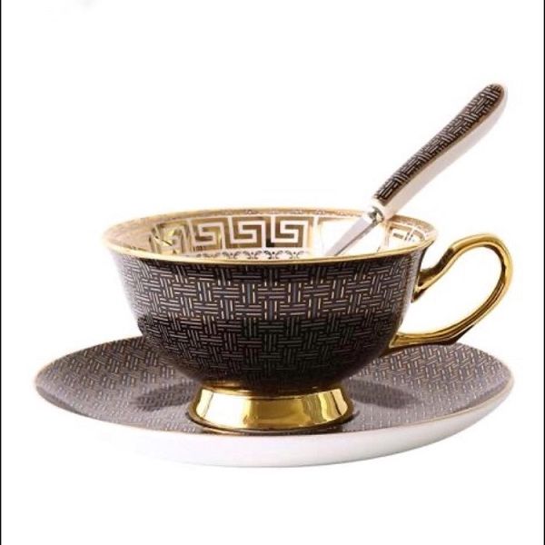 Bộ ấm chén mạ vàng