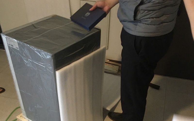 Bàn Giao Két Sắt Philips SBX701 Hạng Cân 105KG Tại Royal City