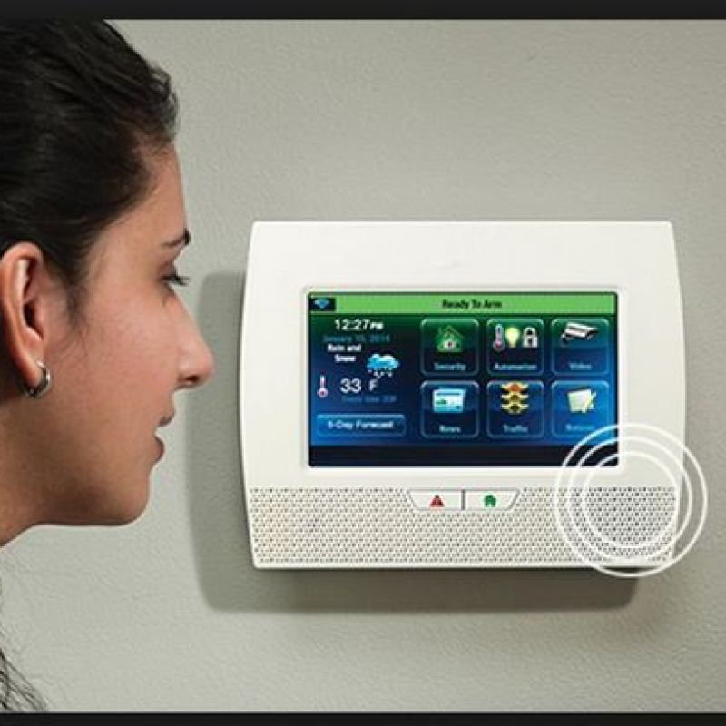 Thiết bị kiểm soát ra vào