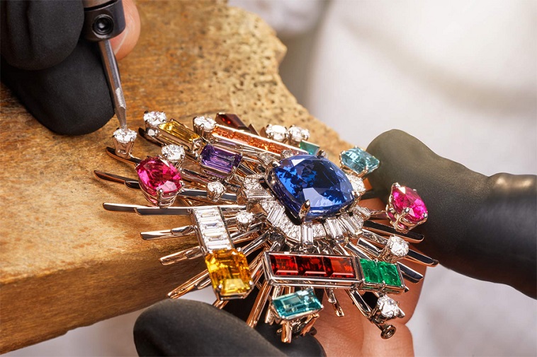 Chiếc Đồng Hồ Bí Mật Của Bulgari Rực Rỡ Hài Hòa Và Ngoạn Mục