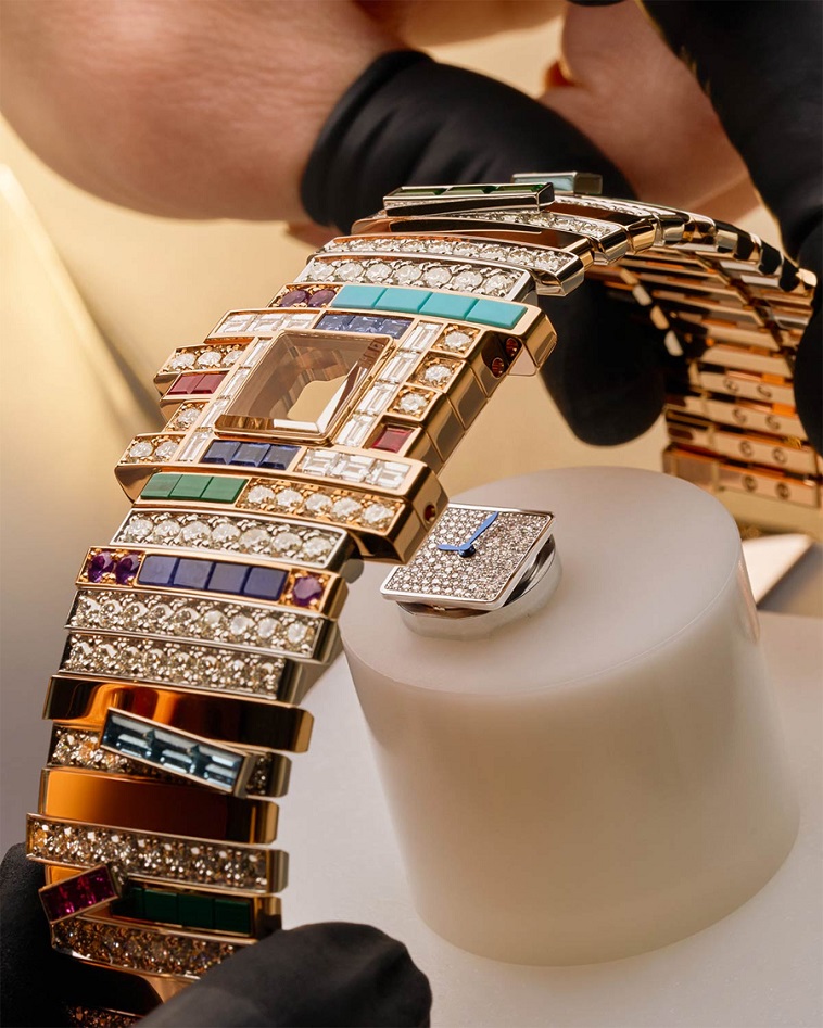 Chiếc Đồng Hồ Bí Mật Của Bulgari Rực Rỡ Hài Hòa Và Ngoạn Mục