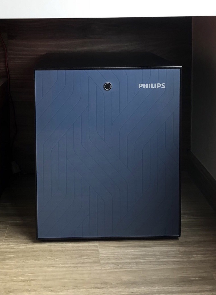 Két sắt chống cháy Philips SBX501 với màu sắc nổi bật là xanh lục bảo
